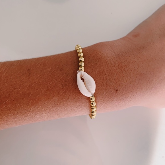 stack of bracelets - Picture 3 of 5